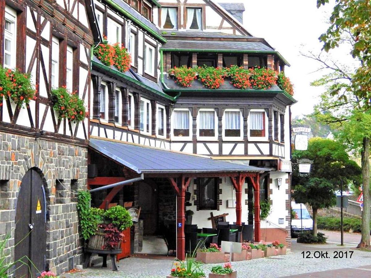 Hotel Schlossschenke Idar-Oberstein Exterior photo