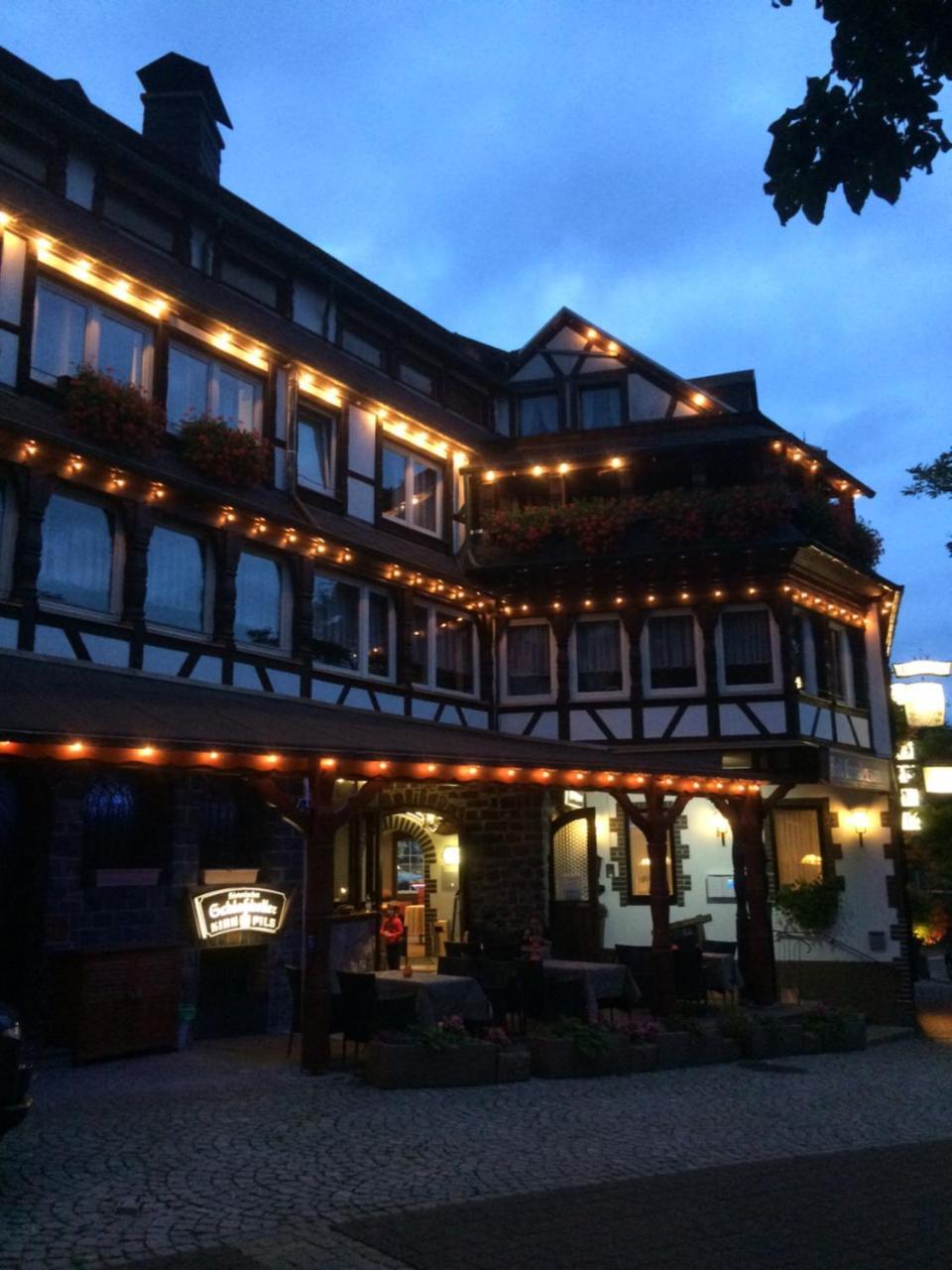 Hotel Schlossschenke Idar-Oberstein Exterior photo